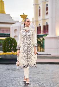 Rayón bordado con encaje Naznin Dupatta Ready-Made Party Salwar Kameez Colección de trajes para adultos - Product Image 4