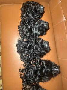 Paquets de cheveux humains indiens bouclés pour bébé vente en gros prix d'usine Extensions de cheveux humains bruts à cuticule alignée - Product Image 5