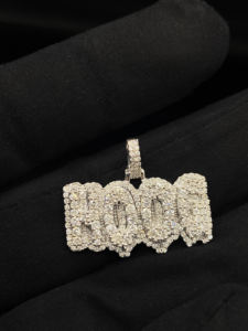 Pendentif Hip Hop en Acier Inoxydable avec Logo Personnalisé, Forme de Nom, Diamant Glacé - Product Image 3