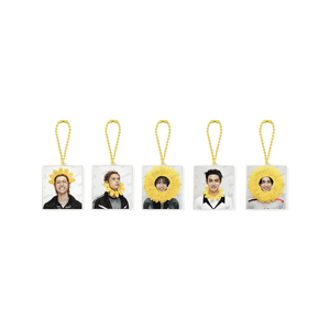 CORTIS - Llavero Aleatorio Oficial del MD 2026 'Tour Put Your Phone Down' - Product Image 1