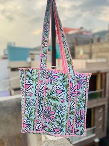 กระเป๋าผ้าคอตตอนพิมพ์ลายด้วยมือมีซิปแบบกลับด้านได้พิมพ์ลายขนาดใหญ่ - Product Image 5