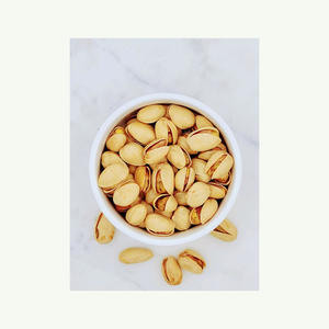 Aperitivos de nuez de pistacho procesados en seco de alto estándar Venta caliente polvo de pistacho seco cosechadora directa embalaje a granel para uso alimentario - Product Image 5