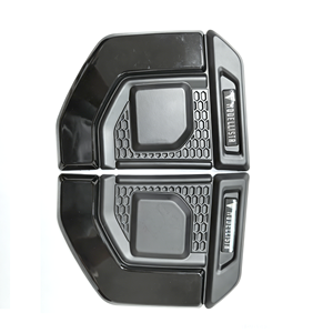 สติ๊กเกอร์ตกแต่งช่องระบายอากาศข้างบังโคลนรถยนต์ ชุดแต่งภายนอก 2 ชิ้น สีดำ สำหรับ Toyota Land Cruiser LC250 2024+ - Product Image 2