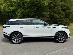 Land Rover Range Rover <span class=keywords><strong>Velar</strong></span> <span class=keywords><strong>P340</strong></span> R-Dynamic S AWD 2024 Blanco, Usado, con Techo Solar, Arranque Remoto, Asientos de Cuero, Asientos Calefactables - Product Image 2