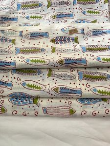 ชาติพันธุ์อินเดียผ้าคอตตอนพิมพ์ลายปลาสำหรับงานตัดเย็บงานหัตถกรรมควิลท์ - Product Image 5