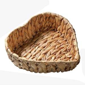 Panier à pain en forme de cœur en jacinthe d'eau naturelle, joli design, cadeau de saint-valentin, atmosphère romantique du Vietnam - Product Image 3