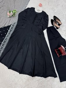 Conjunto de traje de seda Chinon de diseñador exclusivo, Dupatta bordada de red suave de lujo ligero para tallas de fiesta de Bollywood, verano e invierno - Product Image 6