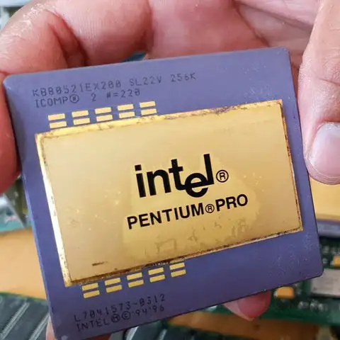 Chip di scarto/processori CPU in ceramica, rottami della scheda madre, Ram