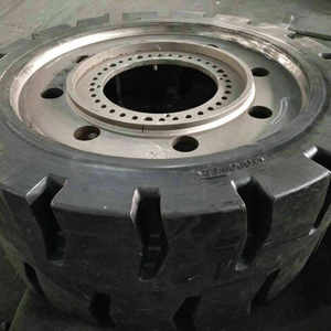 Neumático Sólido de Caucho Completo 56x22 56x26 56x28 para Minería Subterránea y Equipos de Transporte de Minerales - Product Image 3