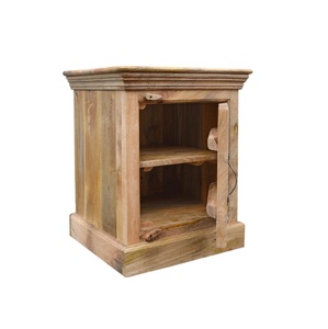 Mesita de noche de madera tallada - Product Image 2