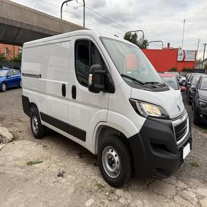 Peugeot Boxer L1H1 2024, 2.2L Diésel, Tracción Delantera, Transmisión Manual de 5 Velocidades, Minivan de Carga - Product Image 1