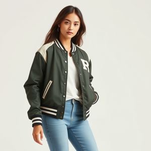 Veste universitaire en laine avec manches en cuir : Patchs de logo personnalisés, qualité supérieure, nouveau style, boutons-pression, matelassage épais et chaud - Product Image 3