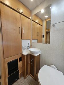 Nuevo Modelo de Alto Rendimiento T-I-F-F-I-N RV W-A-Y-F-A-R-E-R 24FW 2018 Disponible para la Venta - Product Image 6