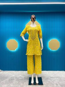 Algodón puro de rayón con encaje en Kurta y hermoso trabajo en el cuello con trabajo de hilo a precio mayorista con material de alta calidad - Product Image 5