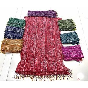 Châle-écharpe en coton et soie imprimé Chinon Bandhani pour femme, design ethnique élégant pour filles, respirant, dessiné à la main pour le printemps - Product Image 2