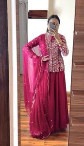 Nuevo estilo de Bollywood diseñador de ropa de fiesta Look bordado pesado con hilo multy y vestido de trabajo de secuencia, parte inferior con Dupatta - Product Image 3