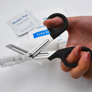 Ciseaux à gaze Mini Ciseaux à bandage Ciseaux d'allaitement en acier inoxydable Ciseaux de sécurité pour l'extérieur et l'usage général de haute qualité par ANAAIF - Product Image 4