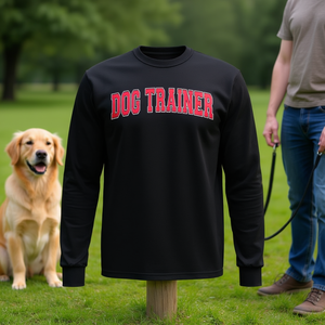 Maglietta a Maniche Lunghe Retrò Stile Varsity con Lettere Rosse Arcuate per Addestratori di Cani, Prodotto Promozionale - Product Image 3