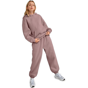 Gran oferta, chándal corto para mujer, conjunto de dos piezas, pantalones de chándal y Sudadera con capucha, suministro OEM perfecto para tiendas de ropa de calle y etiquetas de moda - Product Image 4