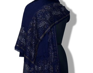 Châle en cachemire Kashmiri traditionnel vibrant avec broderie Paisley et pompons fins Pièce de mode d'hiver - Product Image 3