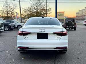 Audi A4 Premium 40 TFSI AWD 2023 d'occasion, blanc éclatant, toit ouvrant, démarrage à distance, sièges en cuir, jantes en alliage, boîte automatique, R17 foncé - Product Image 3