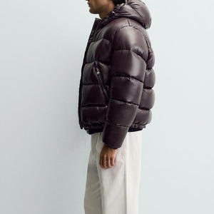 Blouson matelassé pour homme, manches longues, service OEM, prix de gros, avec capuche et poches / Tissu confortable et respirant - Product Image 4