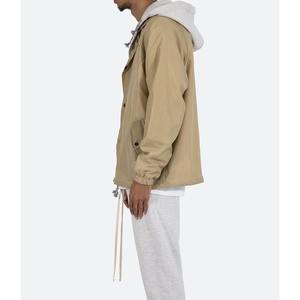 Coupe-vent léger OEM avec col tournant Vestes pour entraîneurs de sport modernes Logo personnalisé Imperméable à capuche décontracté Vente en gros - Product Image 3