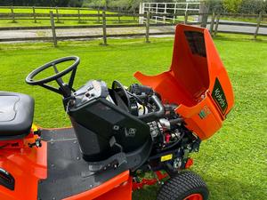 Tondeuse à gazon autoportée Kubota G21E LD 21HP, tracteurs Kubota 3 cylindres 4x4 Mini tracteur de jardin agricole à vendre - Product Image 4