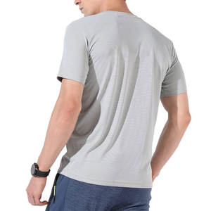 Haute qualité 100% coton hommes T-Shirts Cool jeunesse Style 220 grammes en gros conceptions personnalisées bas prix plaine T-shirts vierges - Product Image 2