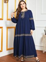 Costumes élégants Robe pour dames Robe longue en coton avec broderie bohème élégante et décontractée Ceinture tissée à manches longues Style doux