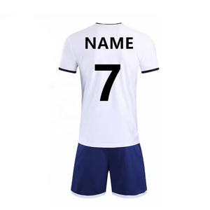 Ensemble d'uniformes de football respirants de haute qualité pour hommes Conceptions et couleurs personnalisées Kits de vêtements de football de qualité supérieure pour équipe - Product Image 3