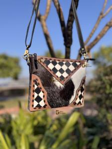 Bolso de Hombro de Cuero Vacuno con Diseño de Cuadros Grabado a Mano, Estilo Bohemio Vintage, Hecho a Mano, Elegante - Product Image 2