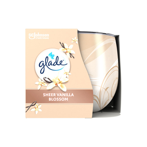 Glade Candle 120g Vanilla Blossom infunde su espacio con una fragancia cálida y acogedora de flor de vainilla - Product Image 1