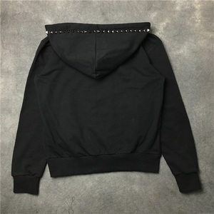 ผู้ผลิตเสื้อฮู้ดดี้ฤดูหนาวประดับเพชรเทียมแบบกำหนดเอง คุณภาพสูง ผ้าฝ้ายฟลีซ 100% เป็นมิตรกับสิ่งแวดล้อม ระบายอากาศได้ดี เสื้อฮู้ดดี้ตัวใหญ่พิมพ์ลายตัวอักษร - Product Image 2