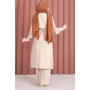Conjunto de Dos Piezas en Crepé Beige Aller con Pantalones, Talla XS, para Primavera/Verano, MOQ 2 Piezas - Product Image 6