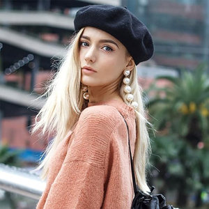 Styles populaires Casquettes de béret élégantes Bonnets de béret tricotés pour femmes - Product Image 2