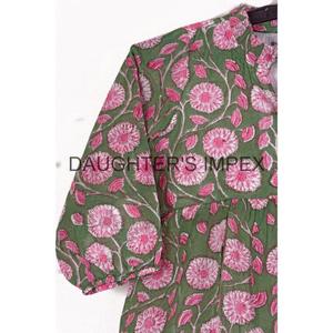 Vente en gros de robe indienne pour enfants robe en coton imprimé floral à la main pour enfants robe à la mode pour enfants et filles - Product Image 6