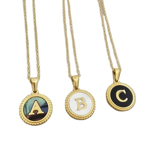Collana con Ciondolo a Lettera di Tendenza, Placcata in <span class=keywords><strong>Oro</strong></span> 18k, in Acciaio Inossidabile, Gioielleria Raffinata - Product Image 3