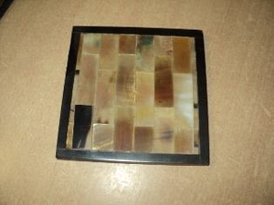 Posavasos Cuadrados de Madera Clásicos y Ecológicos, Elegantes Tapetes y Almohadillas para Protección de Mesa de Saniya Handicraft - Product Image 2