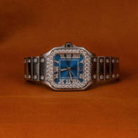 Jam Tangan Mewah Kustom Berkualitas Premium Bezel Roman Blue Dial Quartz 20mm Kaca Baru Hip Hop Moissanite Diamond