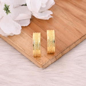 Pendientes de Aro Pequeños de Color Dorado de Moda para Mujer, Pendientes de Latón Redondos y Suaves, Joyería de Moda para Fiesta - Product Image 2