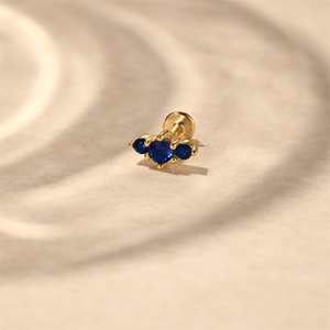 Orecchino per cartilagine con filettatura interna in <span class=keywords><strong>argento</strong></span> 925 placcato oro 18K, con zircone blu 5A di diverse misure, per <span class=keywords><strong>piercing</strong></span> Helix e <span class=keywords><strong>Trago</strong></span> - Product Image 3