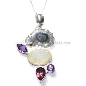 Tranche de Geode de pendentif en druse blanche, améthyste, pierre précieuse, Unique et tendance, pendentif indien, collection 925 - Product Image 6