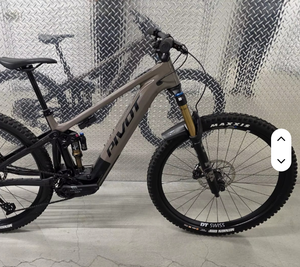 Motocicletas de Carreras CHART TOPPING 2024 R1300 GS FASTBIKES - Product Image 3