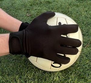 Guantes de estilo moderno a un precio razonable, guantes de fútbol americano con logotipo personalizado impreso, los mejores guantes gaélicos al por mayor - Product Image 3