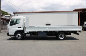 Camión de Carga MITSUBISHI CANTER FUSO 2020 con Volante a la Derecha, Motor Diésel de 4.2L, Transmisión Automática, 150HP, Euro 6, Vehículo Comercial Ligero - Product Image 3