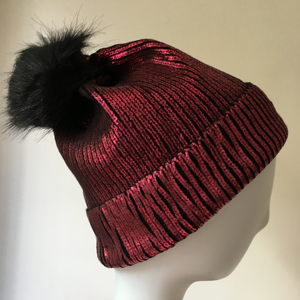 Bonnet de ski métallique brillant à revers pour femmes avec pompon détachable nouveau design - Product Image 4