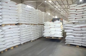 All Purpose <b>Flour</b> White Fine Powder Made From Wheat Premium Grade 99% Fineness for Baking Bread Cookies and Pastries 25kg Bulk - Product Image 2