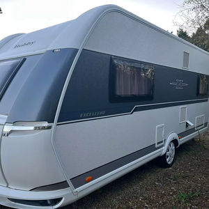 Alta demanda 2025 Caravana Campers Remolque de viaje Disponible en venta Precio razonable Entrega mundial Compre un remolque de Viaje limpio - Product Image 1