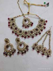 Mehndi Polaco Set Semi Nupcial Set Con Maangtikka Y Pasa También Cualquier Color Se Puede Personalizar Ideal Para Bodas, Ocasiones Festivas - Product Image 4